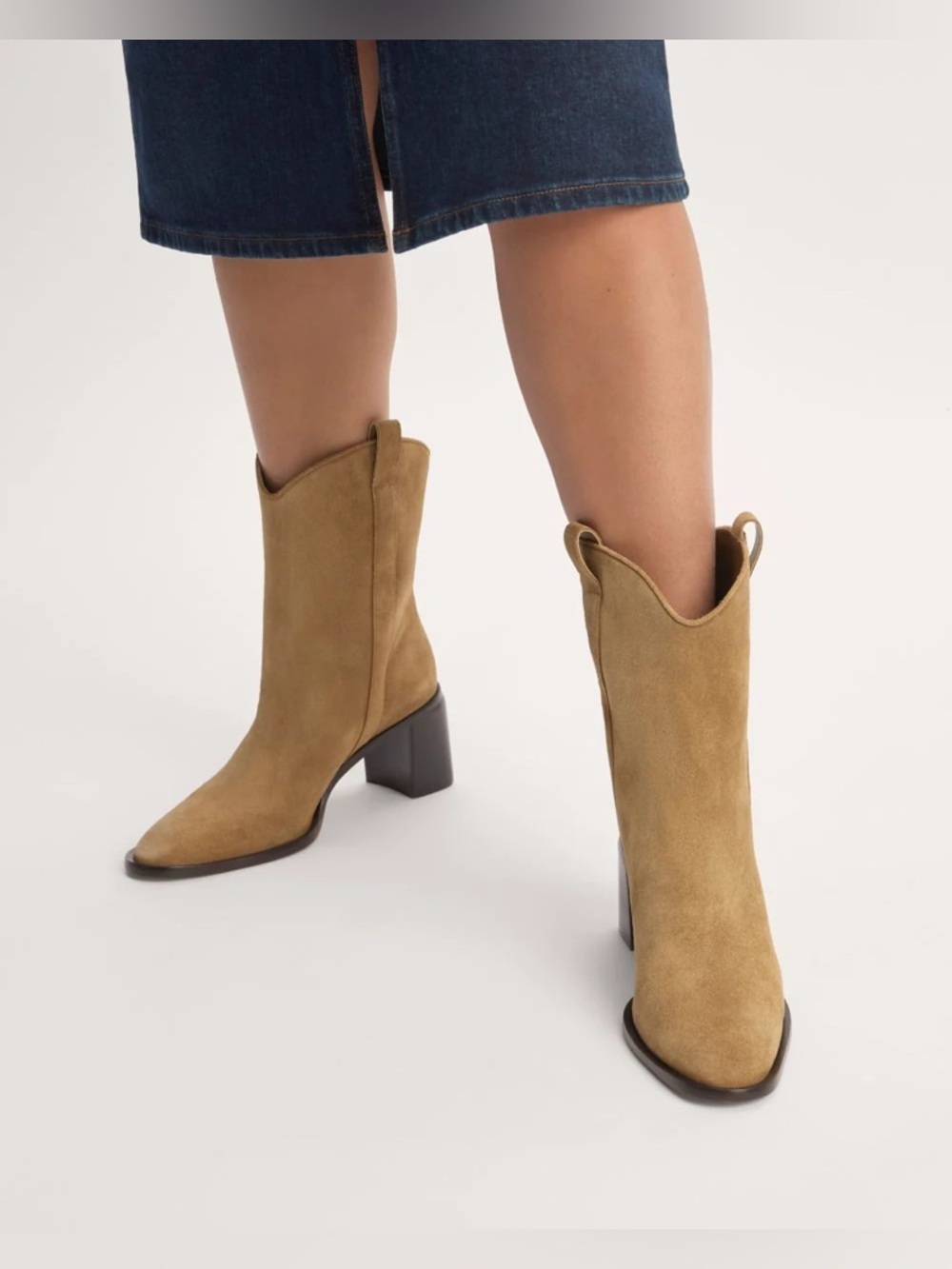 NIB Everlane The Outlaw Boot in Sand Suede, Mid-Calf, Heeled Western Boots, 7